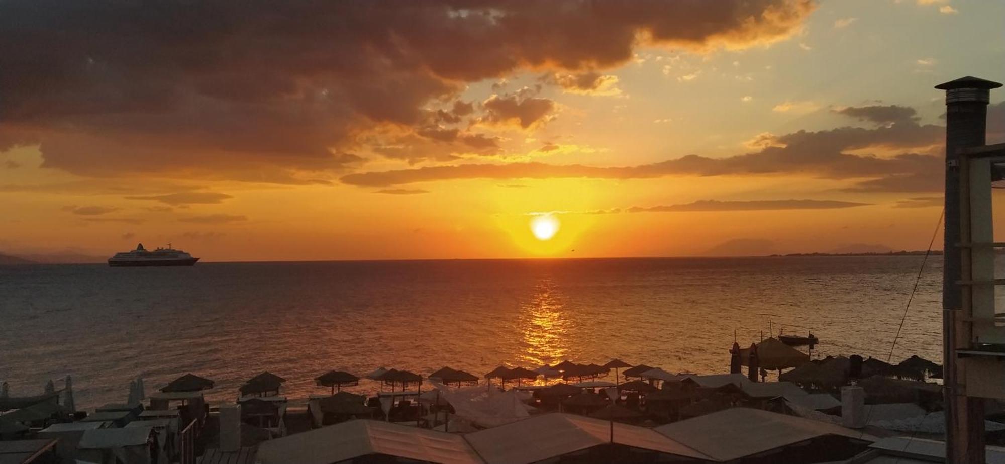Bright & Comfy Apartments Near The Beach Kos Town Luaran gambar